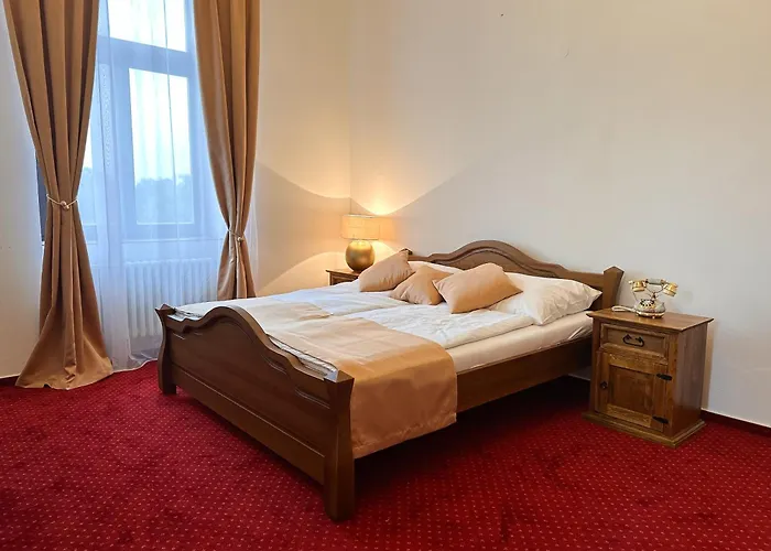Cerny Leknin 3*